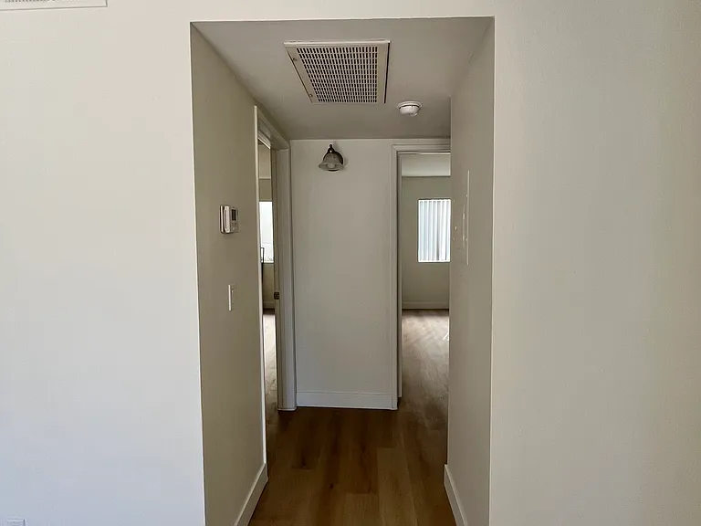 Chateau Studio Village Apartments — Photo 12