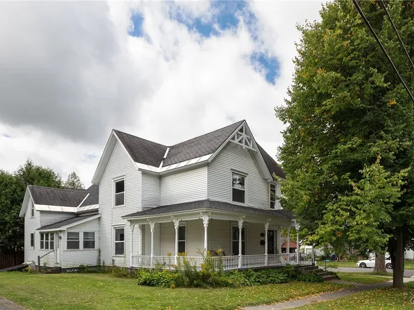 127 N James St, Carthage, NY 13619