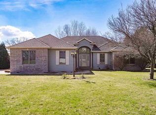 1027 W Gump Rd, Fort Wayne, IN 46845