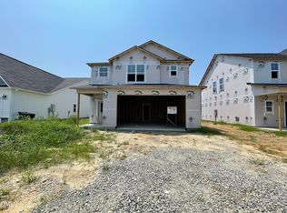 47 W Emily Gardens Dr #61, Selma, NC 27576