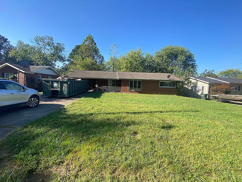 1st image of 1040 Bell Dr