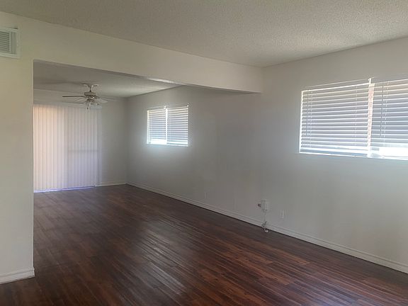 5th image of 108 W Fairview St