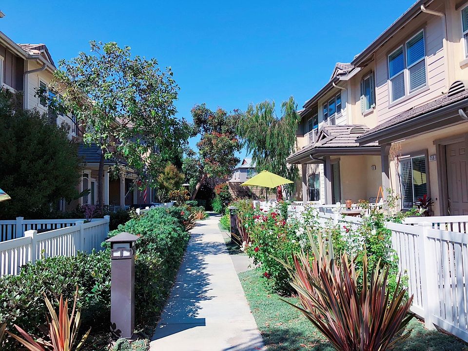 1st image of 754 Ocean Breeze Dr