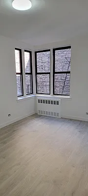 Rented by Algin Management | media 7