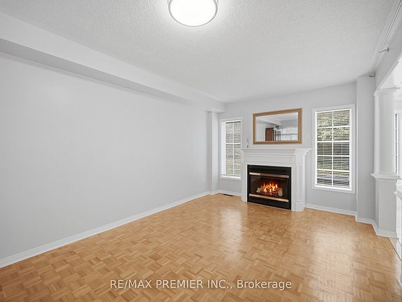 5th image of 14 Crestridge Dr