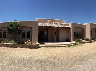 545 Tres Hombres, Las Cruces, NM 88005