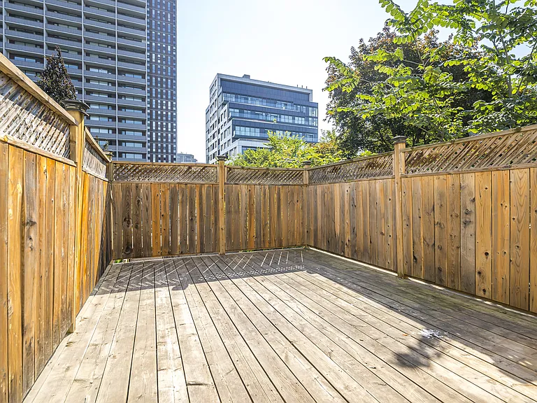 155 Robert St #C — Photo 9