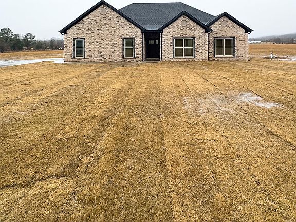 2nd image of 77 Vilanco Ln
