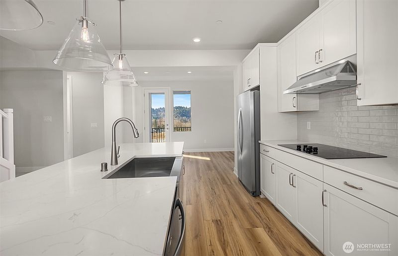 5th image of 26540 NE 143rd Circle NE #33-C