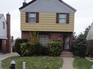 11814 225th St, Cambria Heights, NY 11411