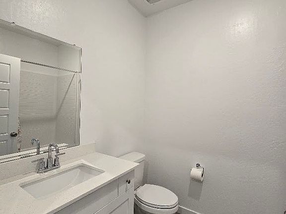 5th image of 6032 E Robinson Ave