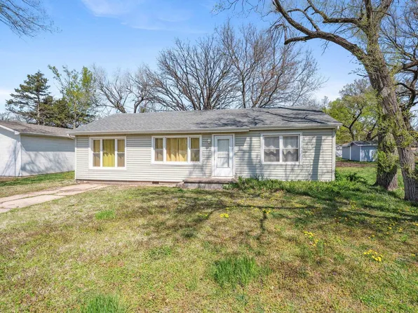720 E Main St, Towanda, KS 67144