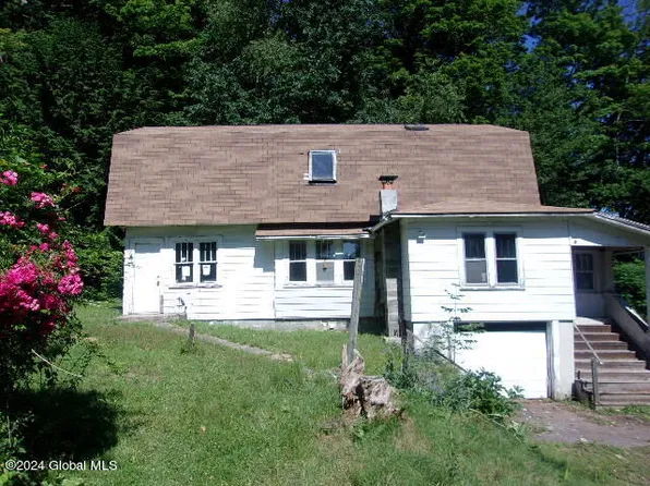 102 Heagle Road, Johnstown, NY 12095