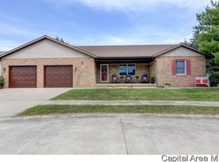 4404 Pickfair Rd, Springfield, IL 62703