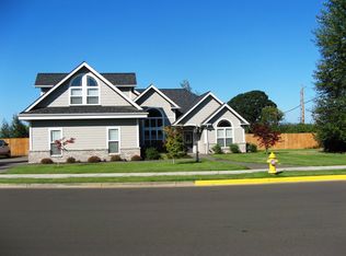 1500 NW Thorn Dr, Albany, OR 97321