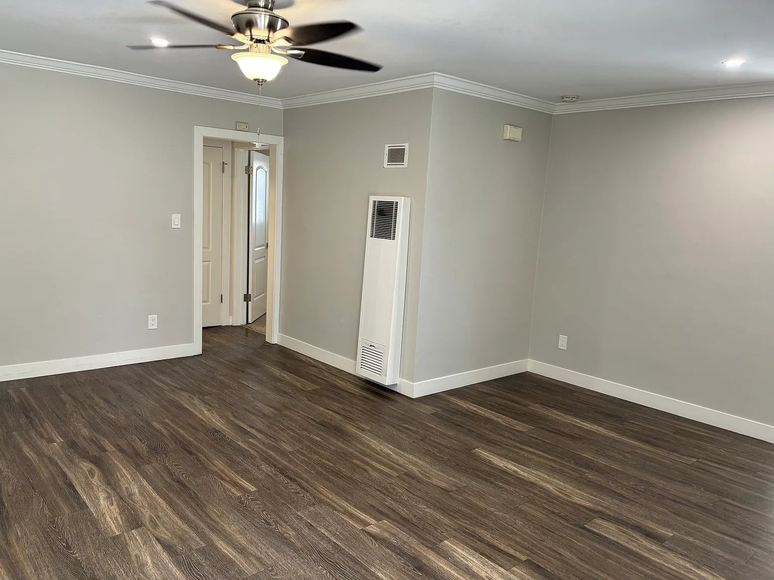 4338 Mississippi St — Photo 3