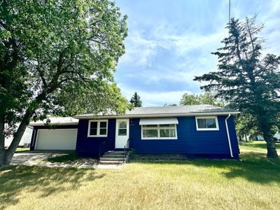 610 S Main St, Badger, MN, 56714