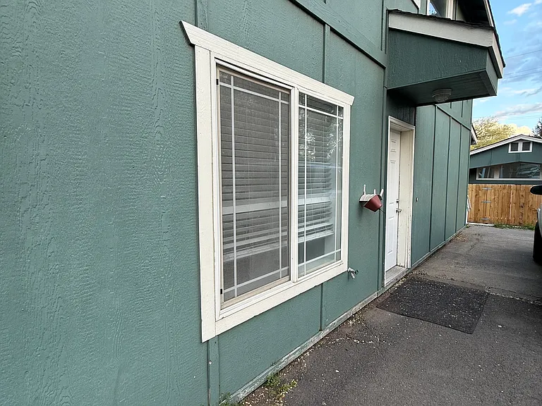 540 NW Portland Ave #1 — Photo 17