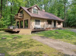 6140 Four Point Rd, Bethel, PA 19507