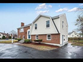 23 Carr Rd, Saugus, MA