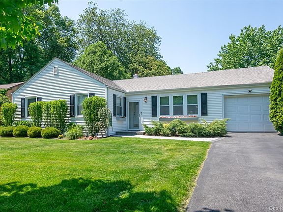 4th image of 36 Beverly Road
