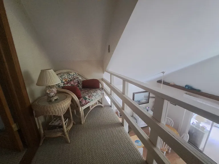 23020 Linden Dr — Photo 9