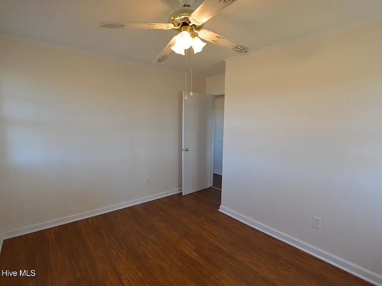 321 Dell Brock Rd — Photo 10