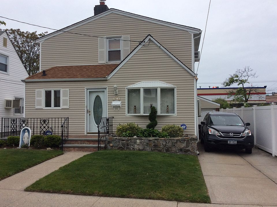 1st image of 15847 92nd St