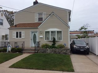 15847 92nd St, Howard Beach, NY 11414