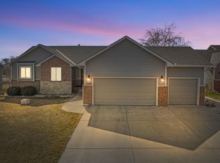 2435 N Fieldstone St, Andover, KS 67002