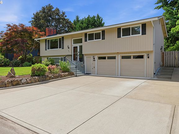 2nd image of 801 SE 37th Ave