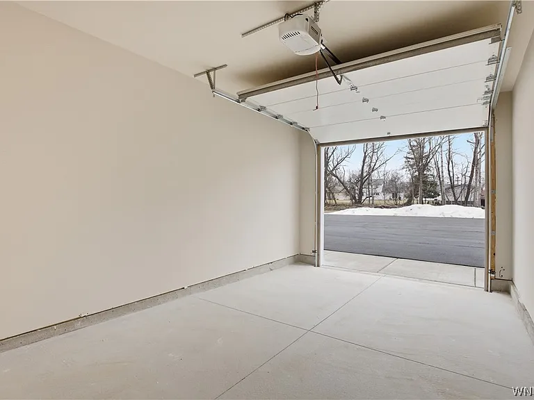 1130 Orchard Park Rd — Photo 29
