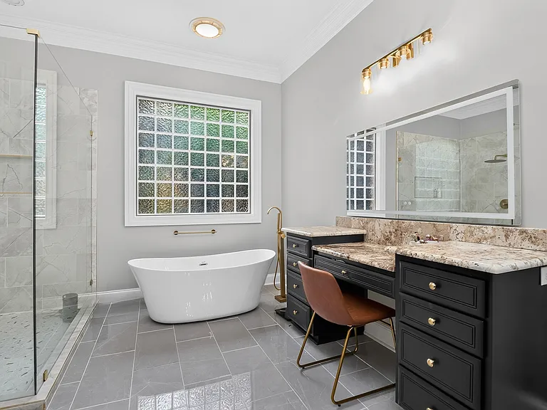 9805 Strike The Gold Ln — Photo 21