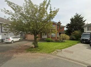 8038 156a St #1A, Surrey, BC V4N0X6