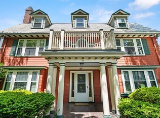 47 Winthrop Rd #2, Brookline, MA 02445