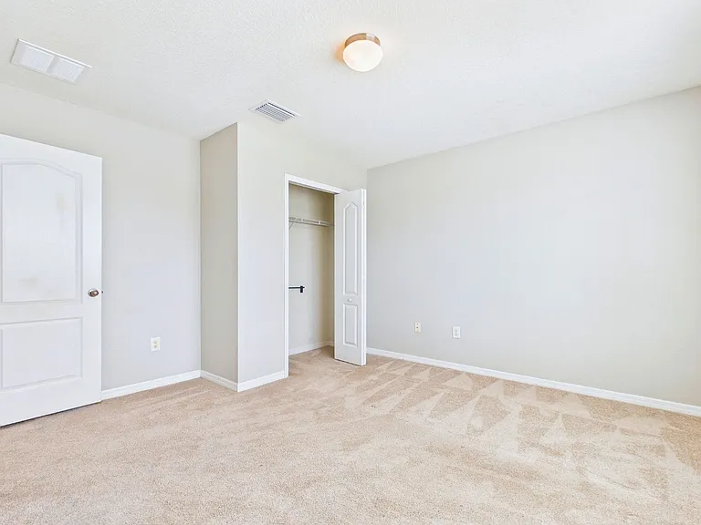14517 Dunrobin Dr — Photo 18