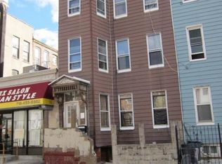 250 Schaefer St, Brooklyn, NY 11207