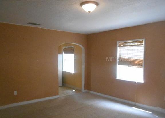 2nd image of 1169 Howard St
