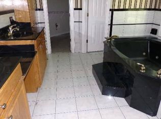 212 Summerset Ln, Summerville, SC 29483