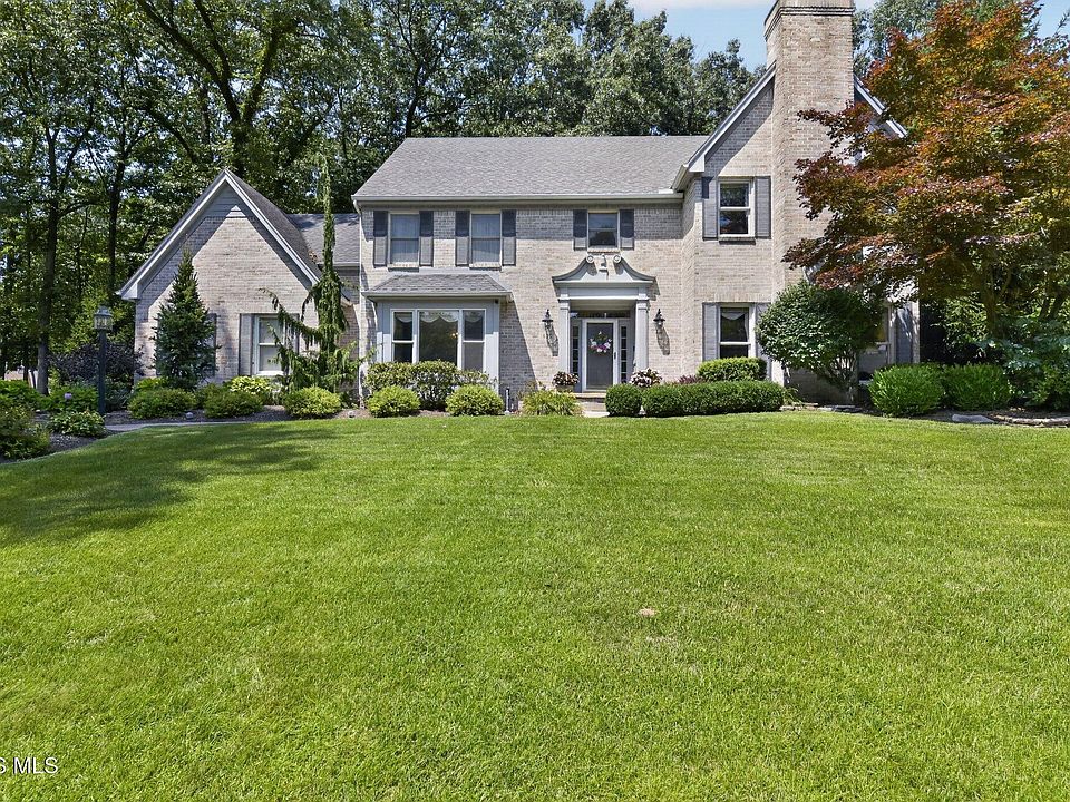1st image of 630 Anastasia Ct