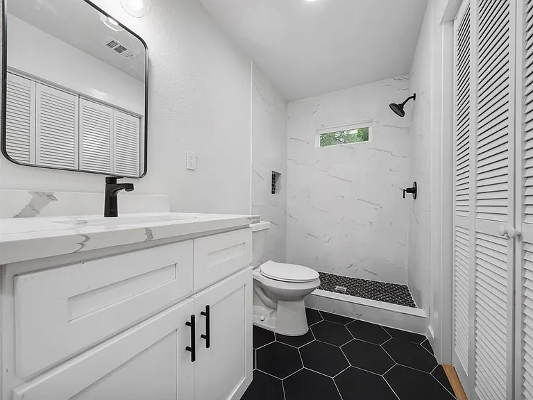 5127 Ditmas Ln — Photo 40