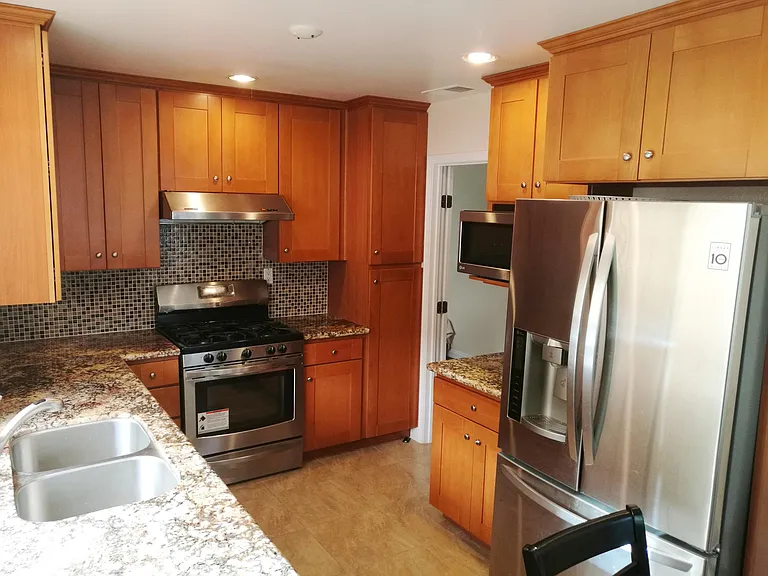4251 Sturgeon Ct — Photo 11