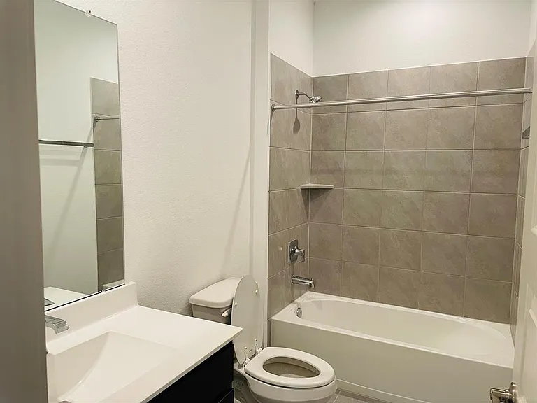 28935 Yukon River Ct — Photo 11