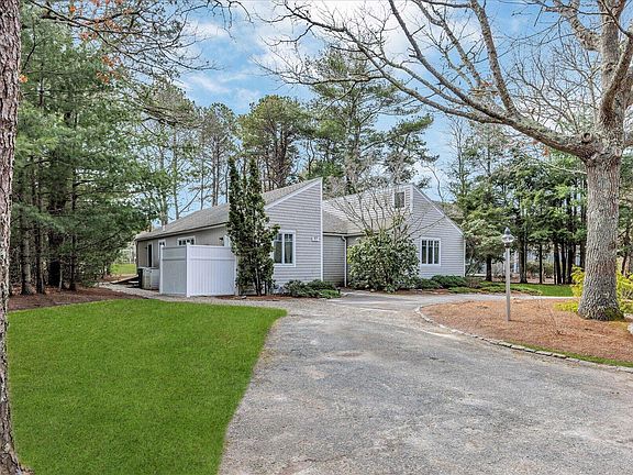 4th image of 97 Walton Heath Way