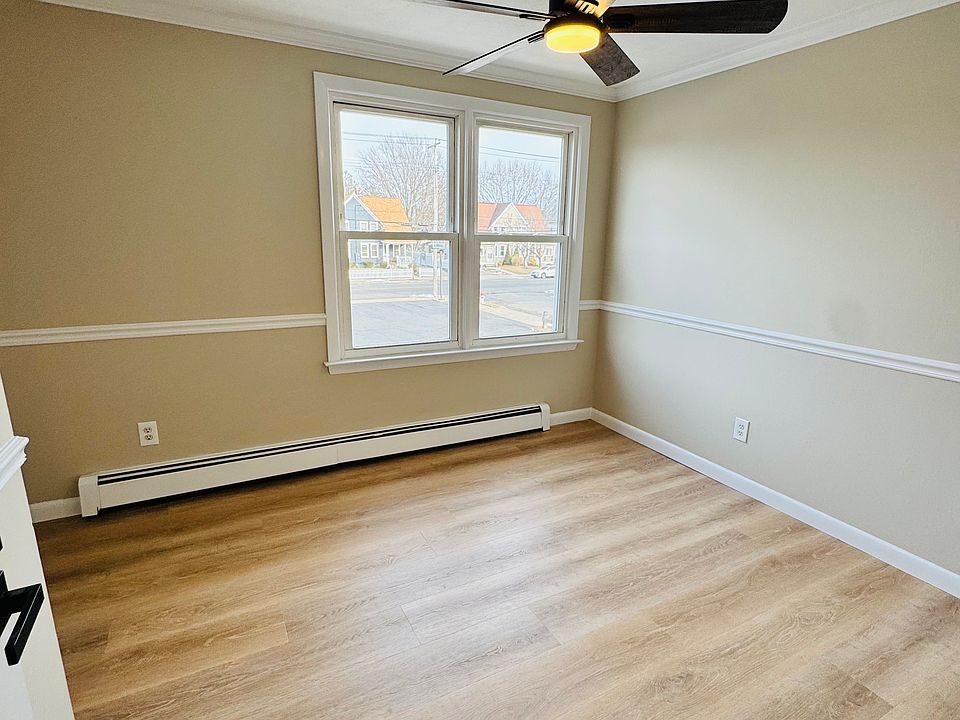 Bedroom #1