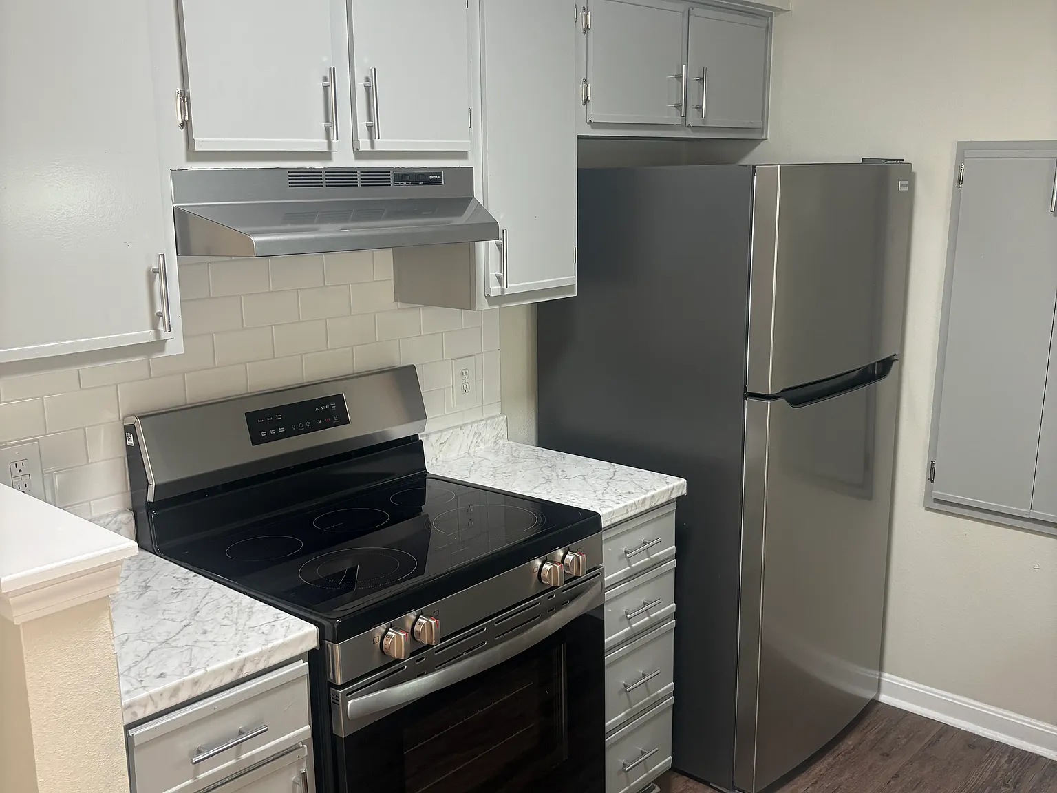 ETown Residential — Photo 1