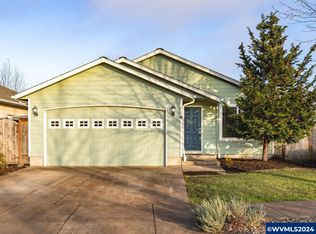 821 Trinity St NE, Albany, OR 97322