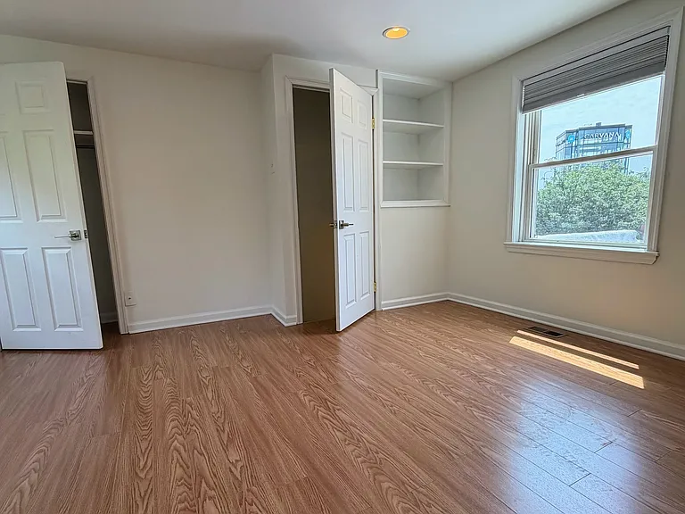 116 W Wildey St — Photo 16