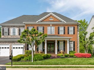 42736 Ridgeway Dr, Ashburn, VA 20148