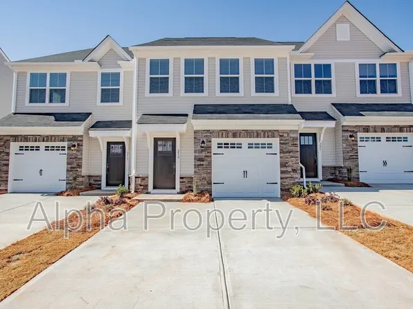 219 Clearwood Dr, Simpsonville, SC 29681